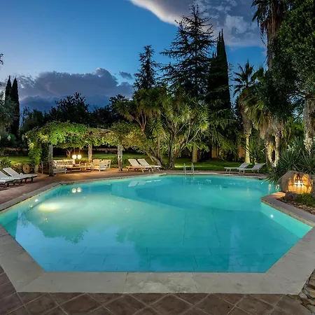 Villa Linera 10, Emma